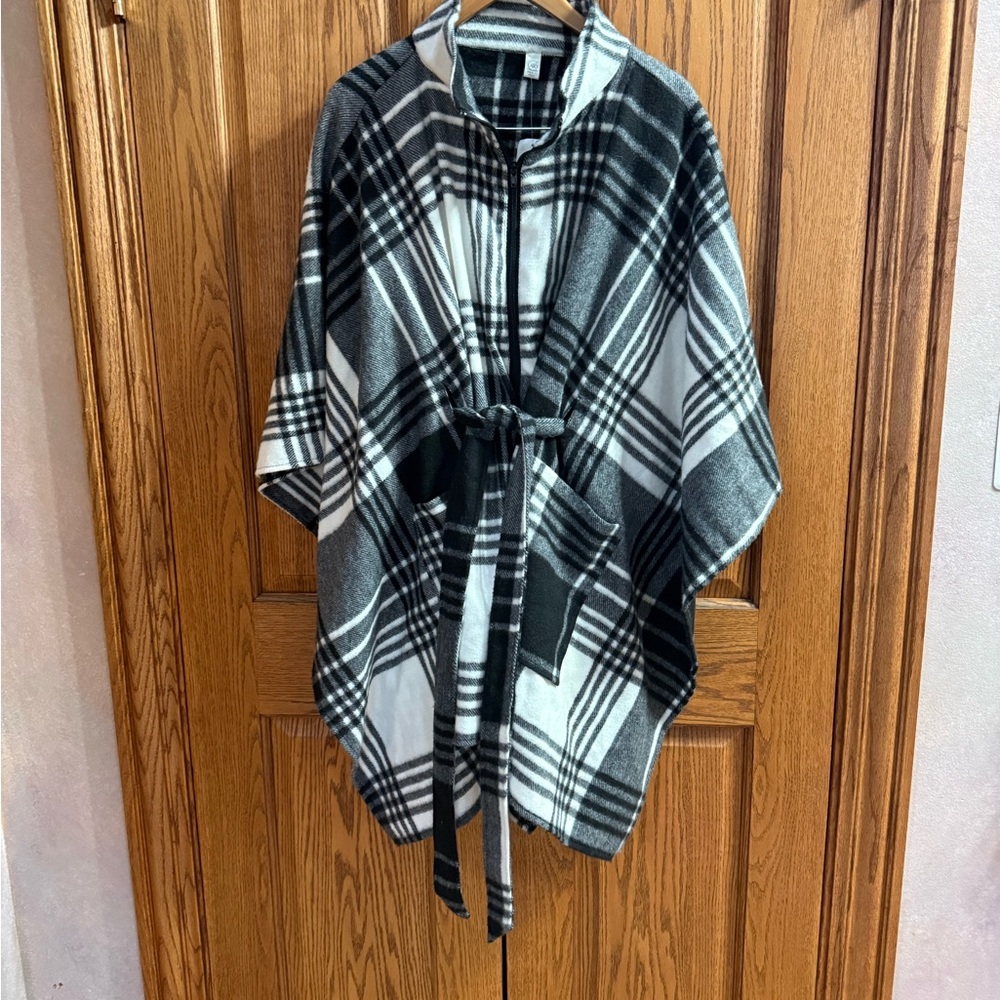 Cato Black and White Plaid Zip-Up Poncho